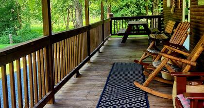 Relaxing Mountain Getaway with excellent trout fishing