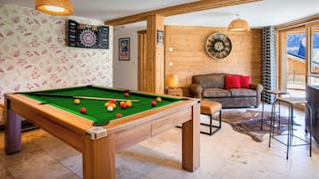 Spielezimmer