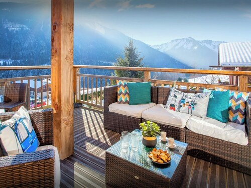 Chalet Levant Blanc - ski home for 14, games room & views - OVO Network