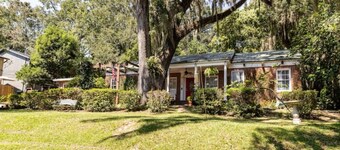Cottages @ Lake Ella - Bungalow 1bd1b/kitchen