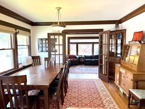 تناول الطعام