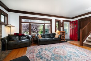 Interior - Beautiful Craftsman with Off-street parking, EV charger, Yard + Dogs OK! (Seattle)