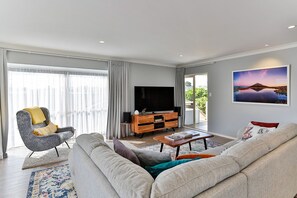 Fernseher