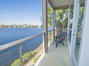 Property grounds - Destiny Beach Villas #7A | Across from Beach, Gulf Views (Destin)