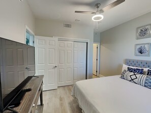 3 quartos, ferros/tábuas de passar roupa, Wi-Fi, roupa de cama