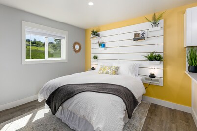 Charming Private Guest House Just 1 Mile from Downtown White Salmon