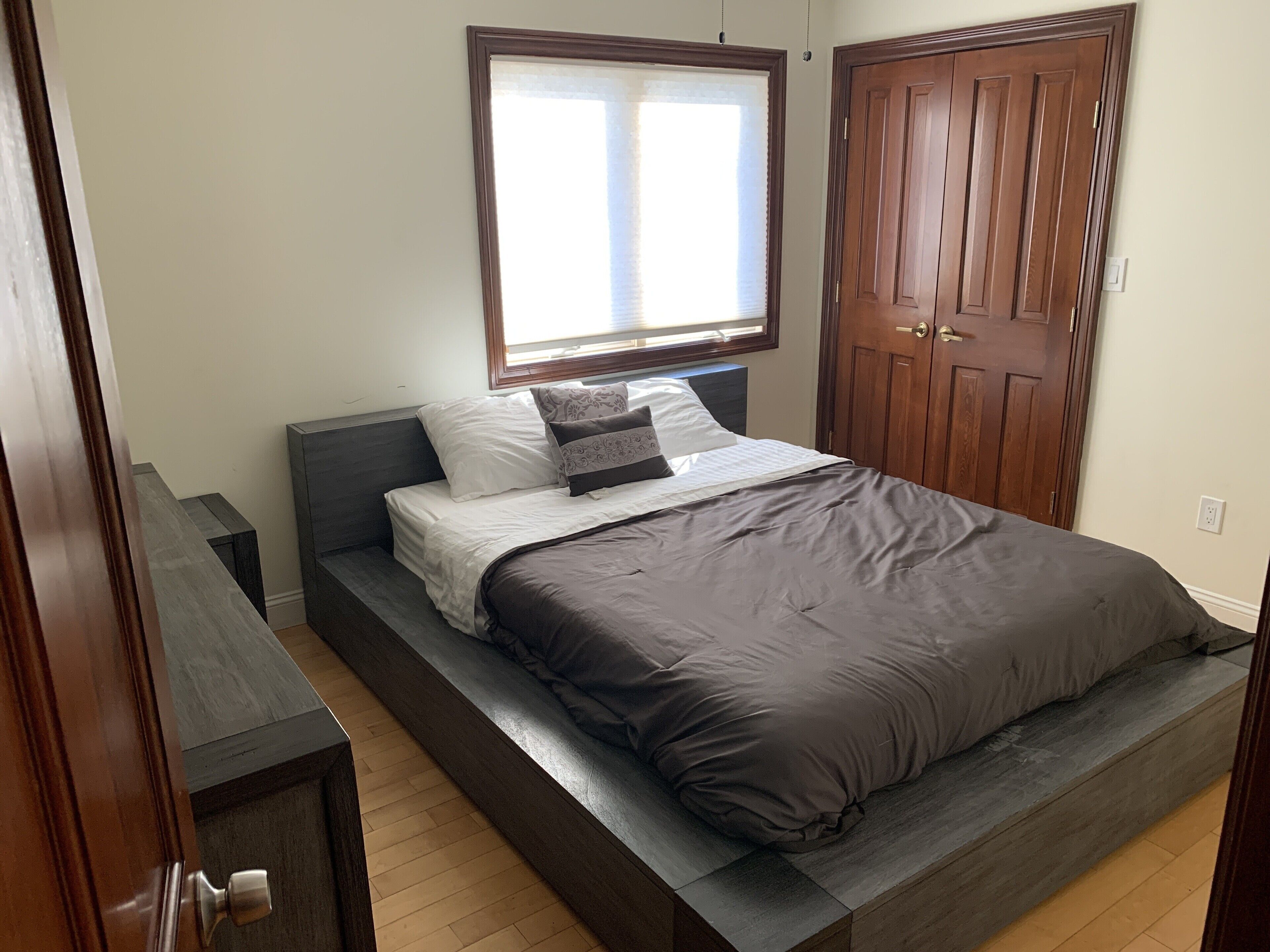 BEDI MANSION - A FAMILY GETAWAY - RETREATS - FILL WITH LOTS OF SUN AND POOL Time