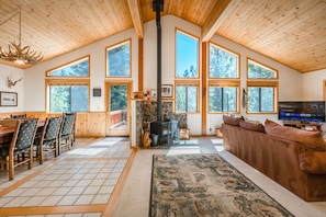 TV, fireplace, video games, DVD player