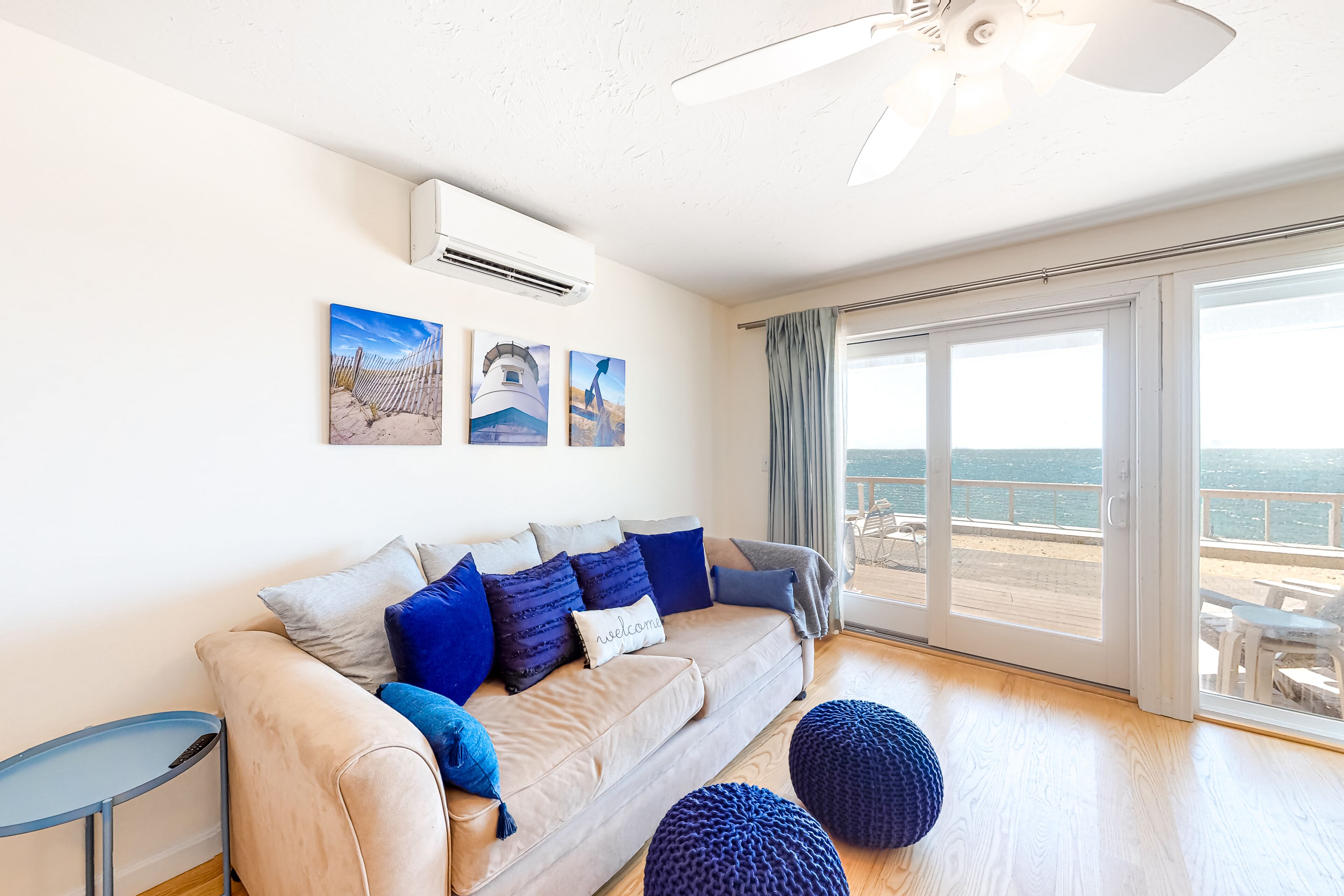 Bayfront, 2-Level Condo w/ Beach Access, 3 Decks, WiFi & Bay Views at Sunset