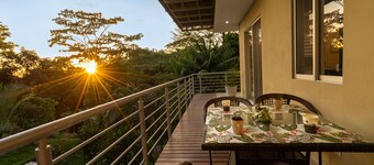 Good Times and Tan Lines, Heart of Manuel Antonio, 3bd