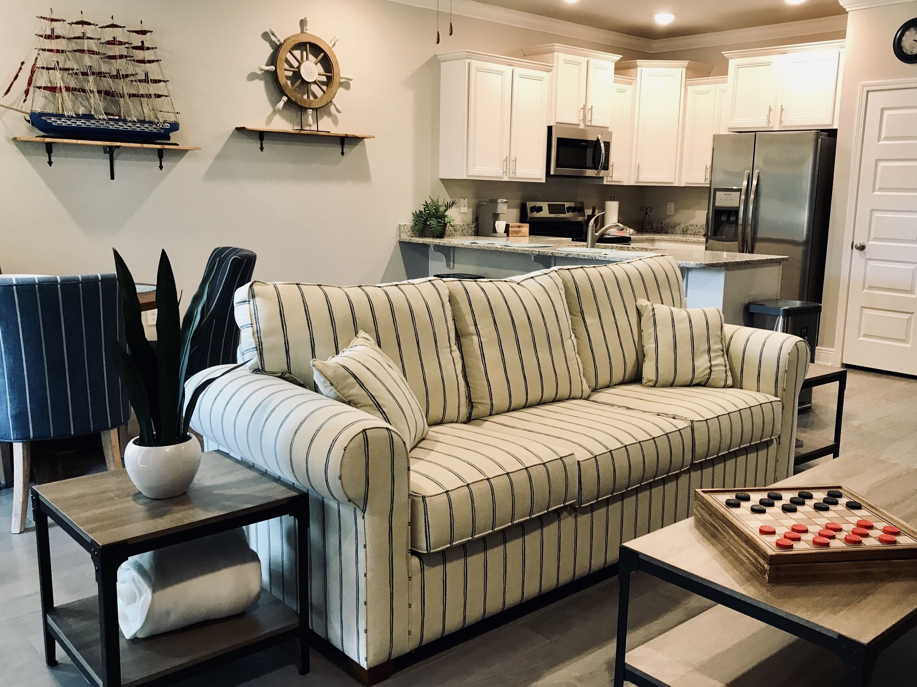 The Boat House - Chic Townhouse Downtown Pensacola