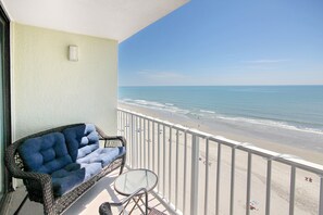 Property grounds - Oceanfront Dream w/ Private Balcony, Ocean Views, Shared Pool & Fast WiFi (Myrtle Beach)