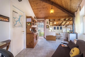 Stereo - Vacation Home "Erve Come una Volta" with Mountain View & Garden (Erve)