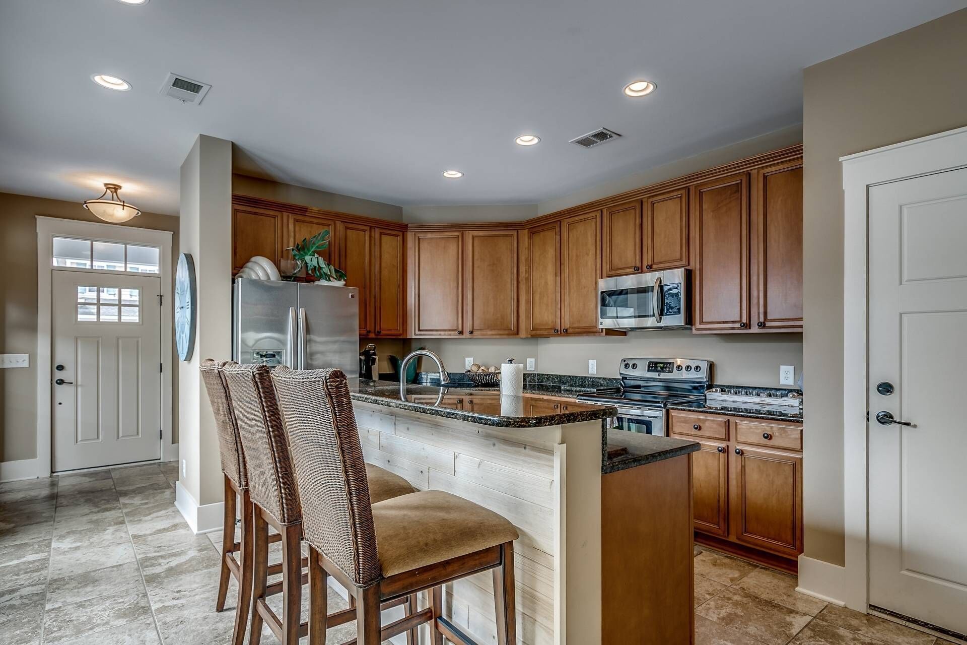 Lovely Home with Covered Patio in North Beach Resort - 500 Yards to Pools/Beach