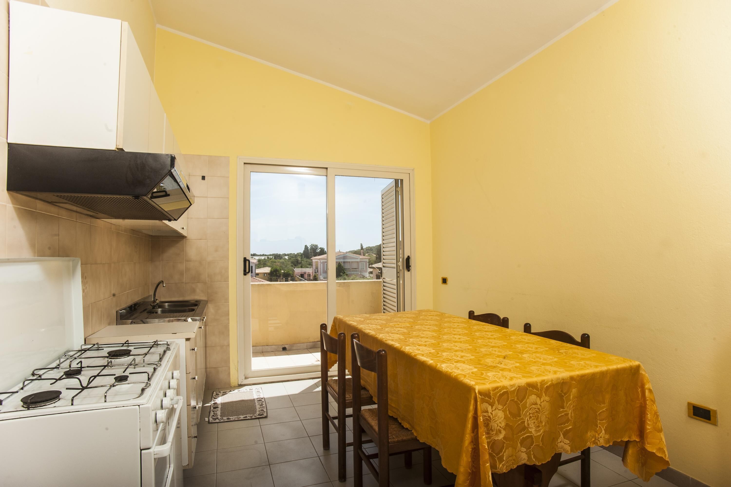 Flat "Villa erica appartamento Graziella" with Mountain View, Wi-Fi, A/C, Terrace & Garden