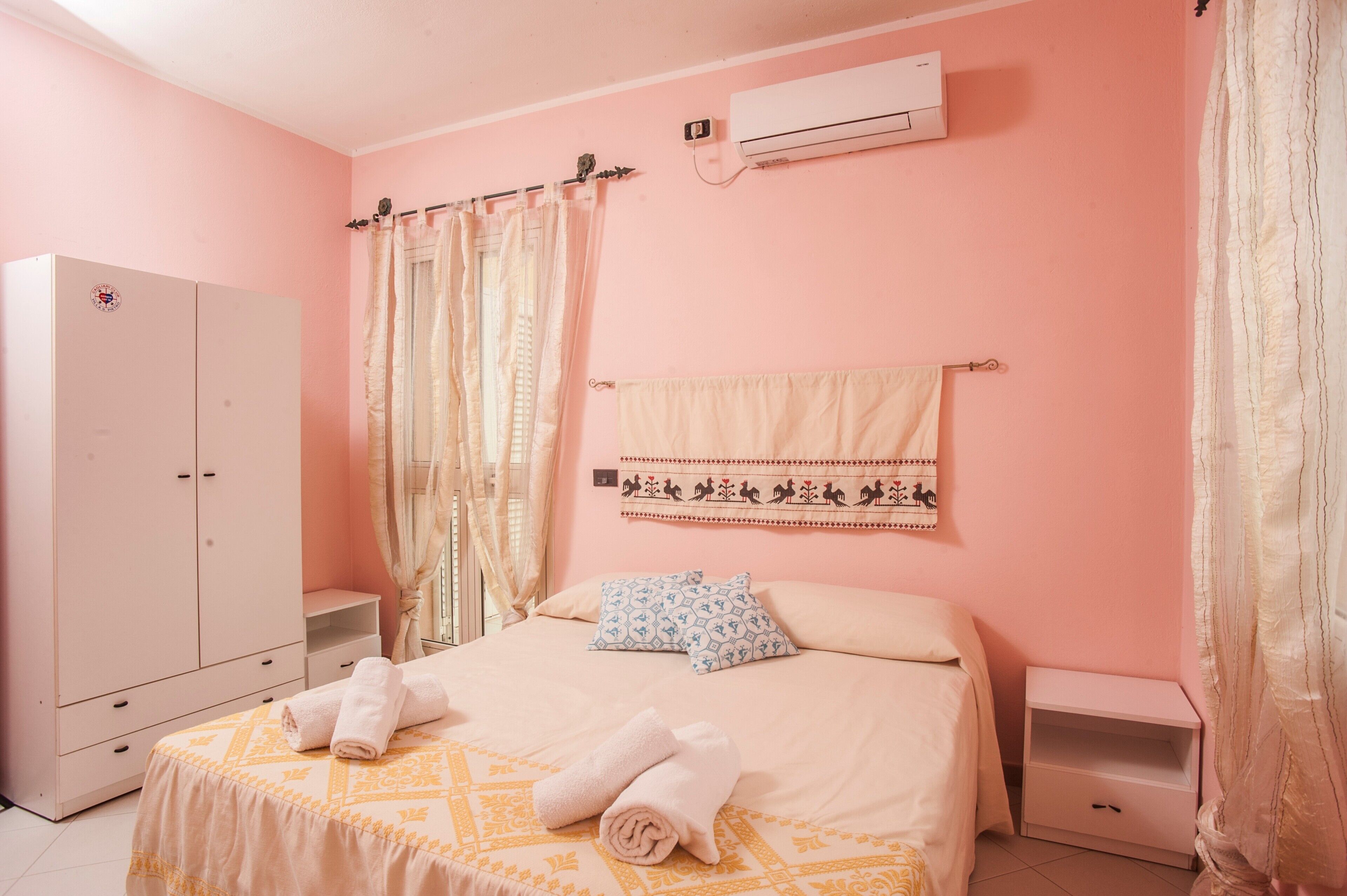 2 chambres, Wi-Fi gratuit, draps fournis