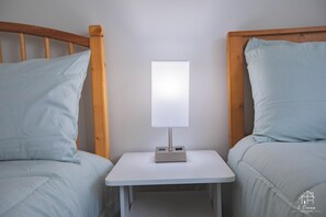 2 soverom, wi-fi (inkludert) og sengetøy