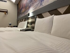 Minibar, blackout curtains, free WiFi, bed sheets - Weifeng Boutique Business Hotel (Pingtung)