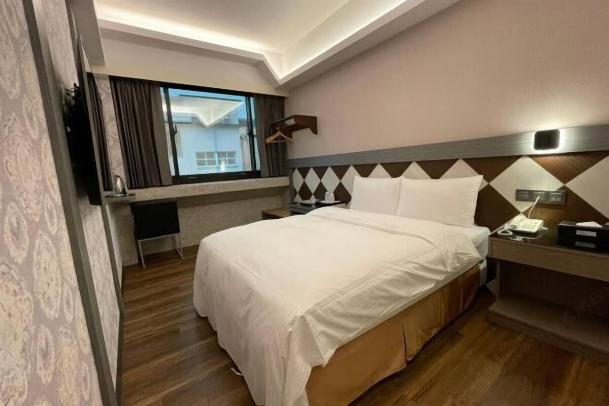 Minibar, Verdunkelungsvorhänge, kostenloses WLAN, Bettwäsche