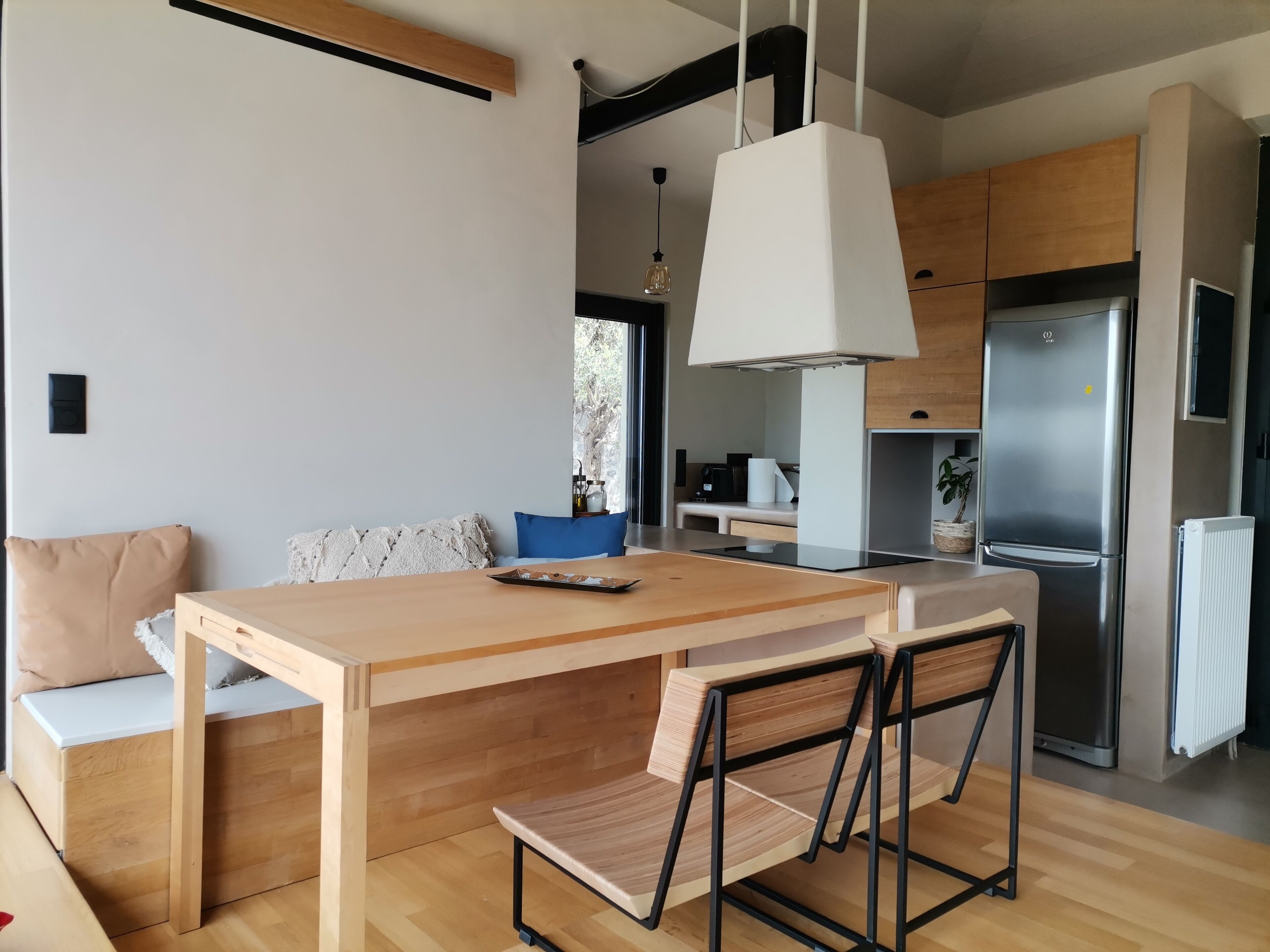 Une Villa Avec Confort et Vue, Juste à Côté de la mer et la Montagne