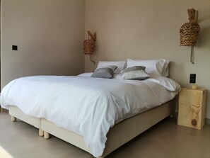 2 bedrooms, iron/ironing board, travel cot, free WiFi - Une Villa Avec Confort et Vue, Juste à Côté de la mer et la Montagne (Vlachia)