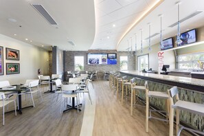 Dining - Star Wars Themed/Games Room/Private Pool and Spa/Modern/Wifi (Lake Buena Vista)