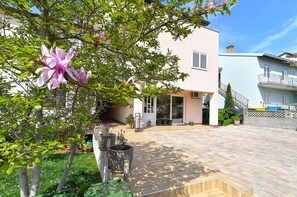 Exterior - Apartment 2074/34552 (Istria - Poreč), 600m from the beach (Porec)