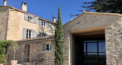 La Verrière, Très Jolie Chambre Indépendante Avec Courette Abritée