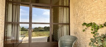 La Verrière, Très Jolie Chambre Indépendante Avec Courette Abritée