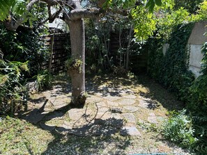 Property grounds - Cozy Home Near Sea and Arago Market, 2-Star Comfort (Les Sables-d'Olonne)