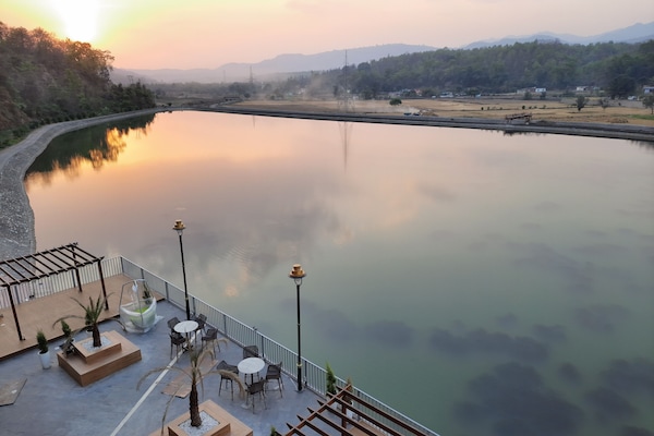 Pemandangan dari hartanah