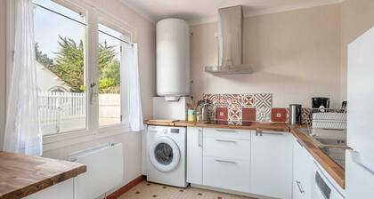 Maison avec jardin Ă 140m de la Plage