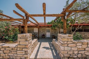 Exterior - Acrocorinth Apartments (Corinth)