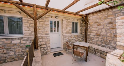 Acrocorinth Apartments