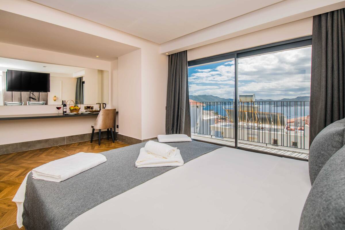 Doppia Deluxe, vista mare | Biancheria da letto di alta qualità