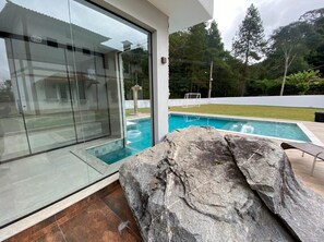 Outdoor pool, a heated pool