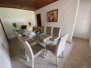 Dining - Mansão na Serra, Venham Descansar em Grande Estilo (Nova Friburgo)