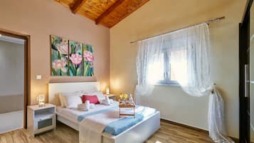 3 bedrooms, iron/ironing board, travel crib, free WiFi