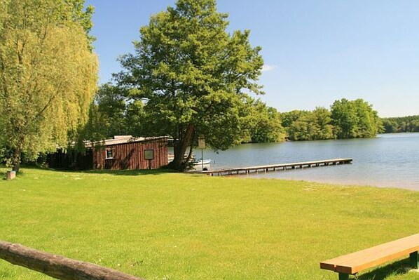 Property grounds - Holiday flat Anna (Schwarz)