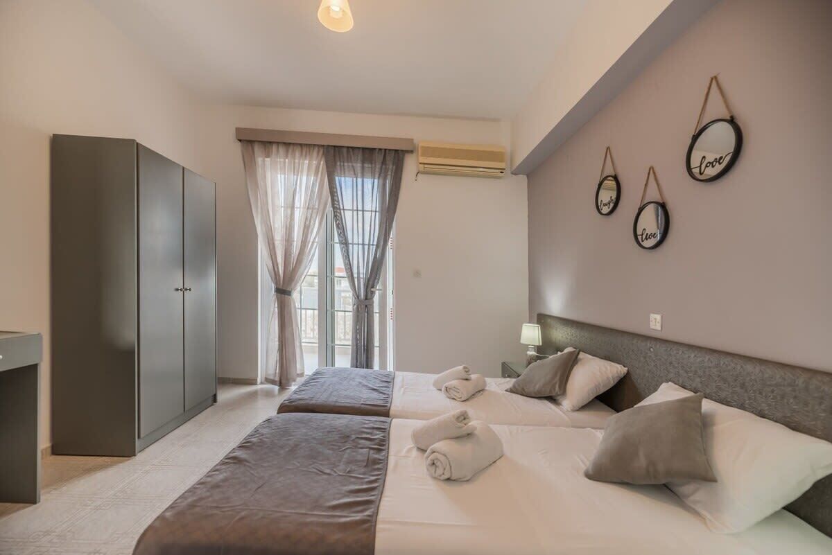 1 bedroom, WiFi, bed sheets