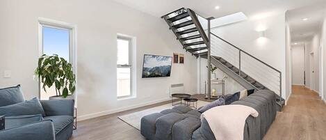 Televisión y oficina