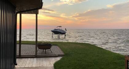 ~The UpSiDe DoWN PaRRoT~Swim Fish Relax ON LakeHURON! ~Killarney Beach *Bay City