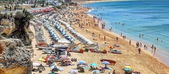 A vacation not to be missed with an adult pool / a children's pool, close to the beach