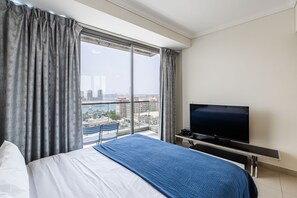 DHH - Large 3 Beds Ocean Heights Dubai Marina