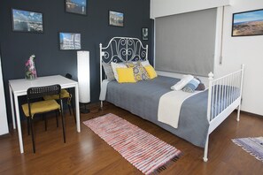1 bedroom, iron/ironing board, travel cot, free WiFi