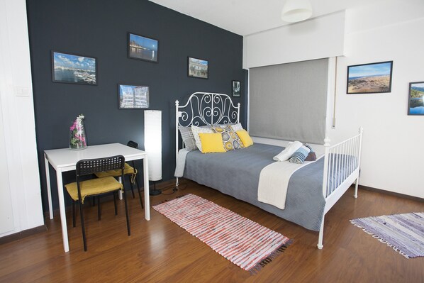 1 bedroom, iron/ironing board, travel cot, free WiFi