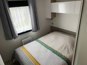 3 chambres, lit parapluie, Wi-Fi, draps fournis