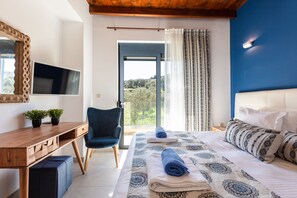 3 habitaciones, tabla de planchar con plancha y wifi gratis 