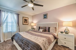 6 bedrooms, desk, iron/ironing board, travel cot