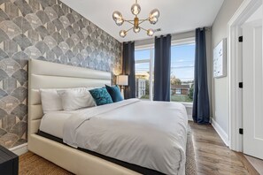 4 Schlafzimmer, Bügeleisen/Bügelbrett, kostenloses WLAN, Bettwäsche